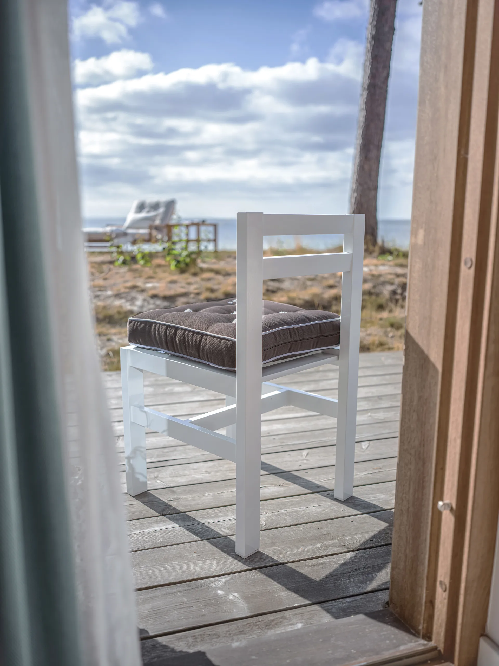 06 チェア, White Fri Form