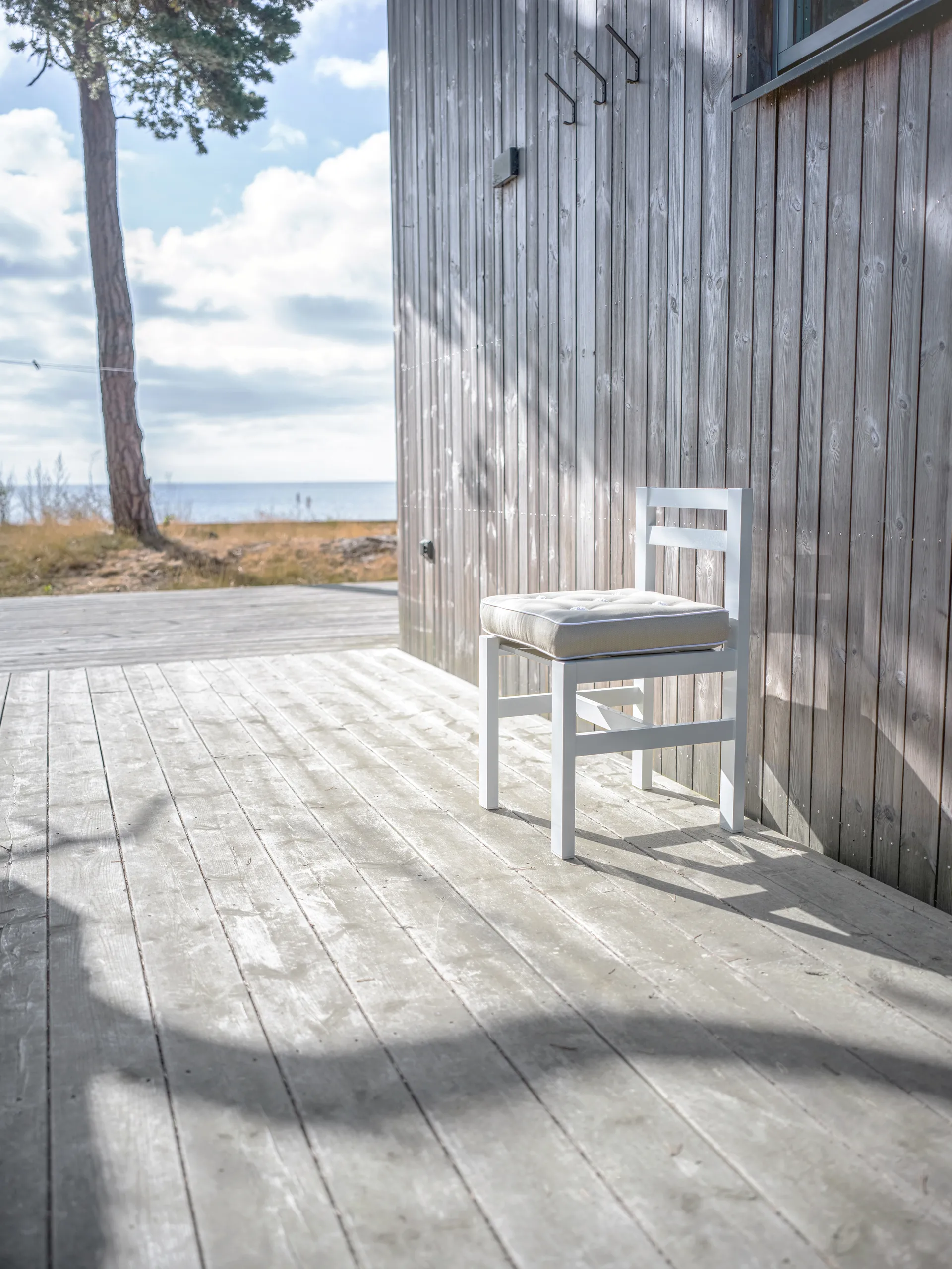 06 チェア, White Fri Form