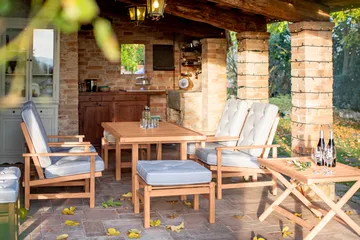 92 オットマン - Redwood - Fri Form