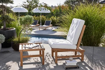 92 オットマン - Teak - Fri Form