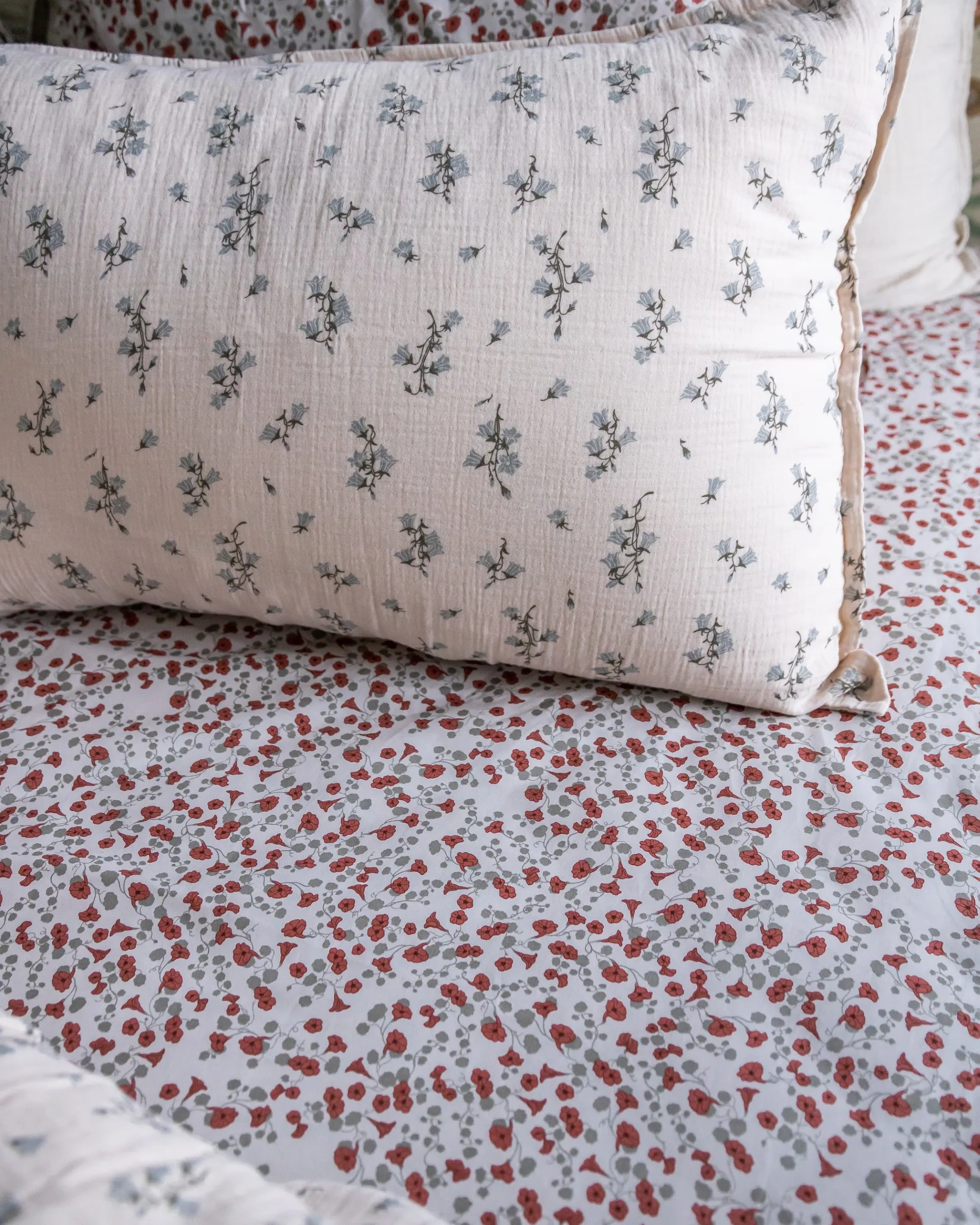 Bluebell Muslin 枕カバー, 50x90 Garbo&Friends