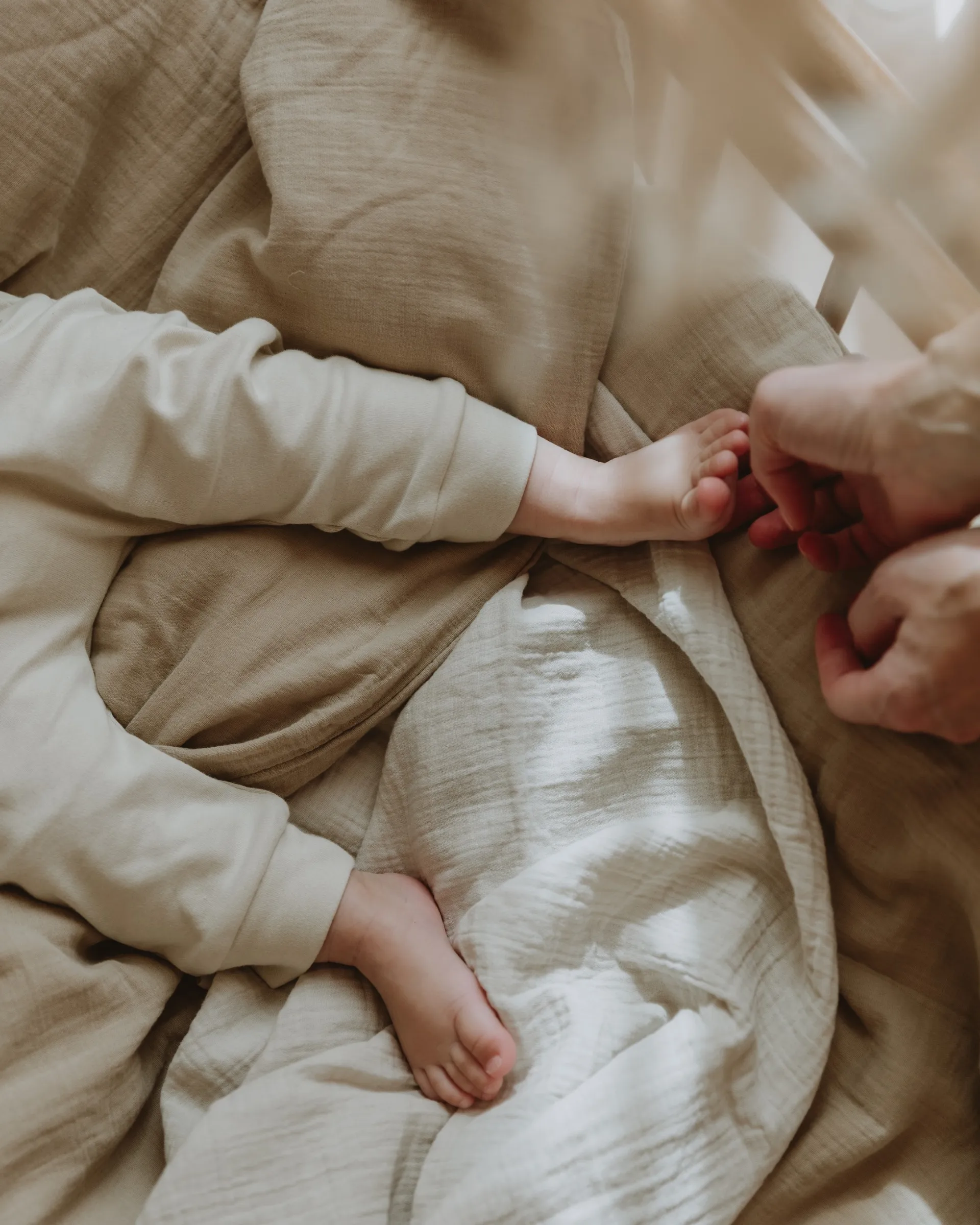 Eggshell Muslin スワドルブランケット, 110x110 cm Garbo&Friends