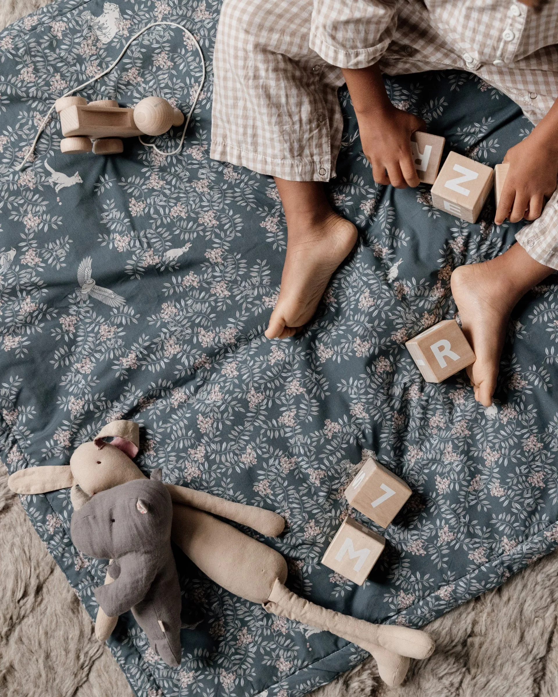 Fauna Forest パッド入り ブランケット, 90x120 cm Garbo&Friends