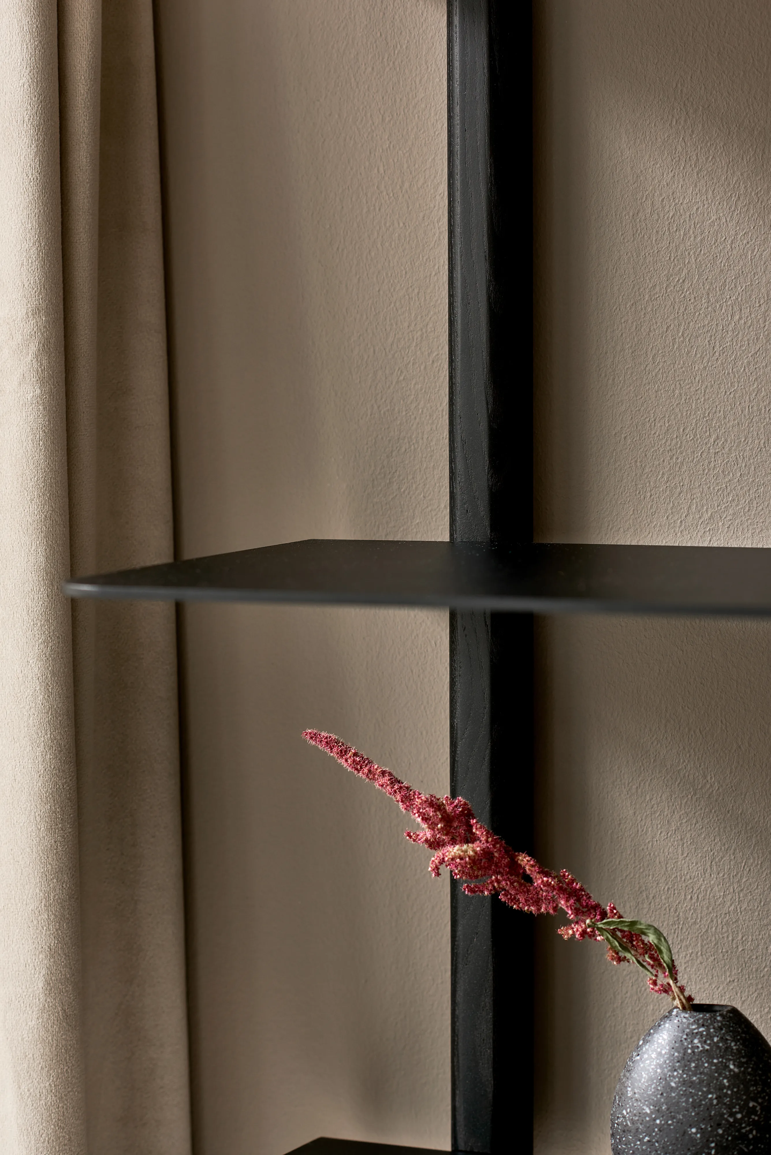 Gejst Nivo シェルフ A（ブラックステインドアッシュ)新品未使用 Gejst Nivo シェルフ A（ブラックステインドアッシュ)新品未使用