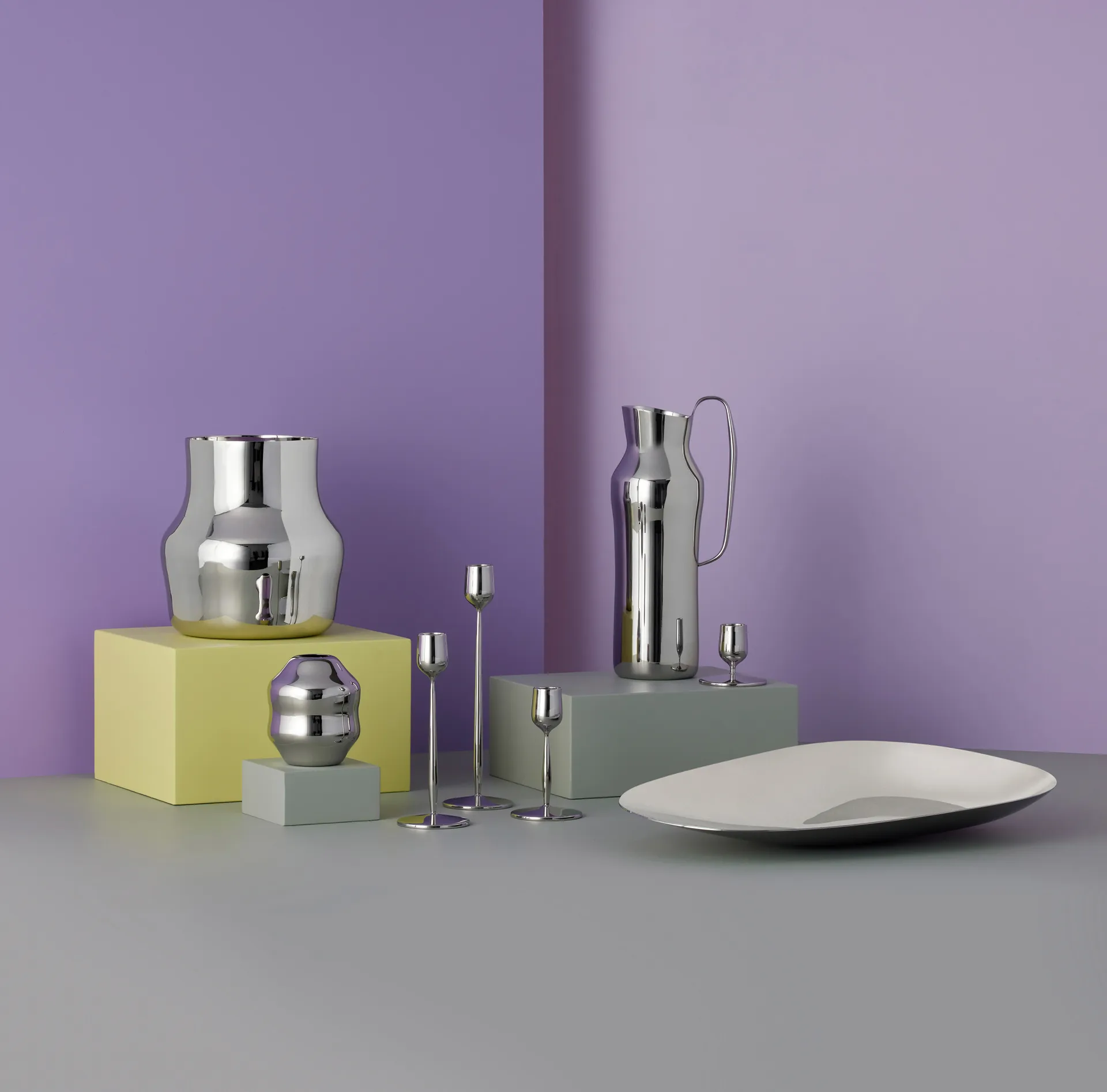 Dorotea 花瓶 18x19,5 cm, Polished steel Gense | ゲンセ