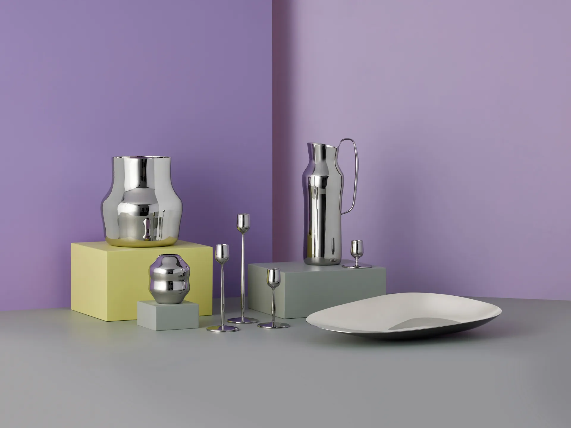 Dorotea 花瓶 9x10 cm, Polished steel Gense | ゲンセ