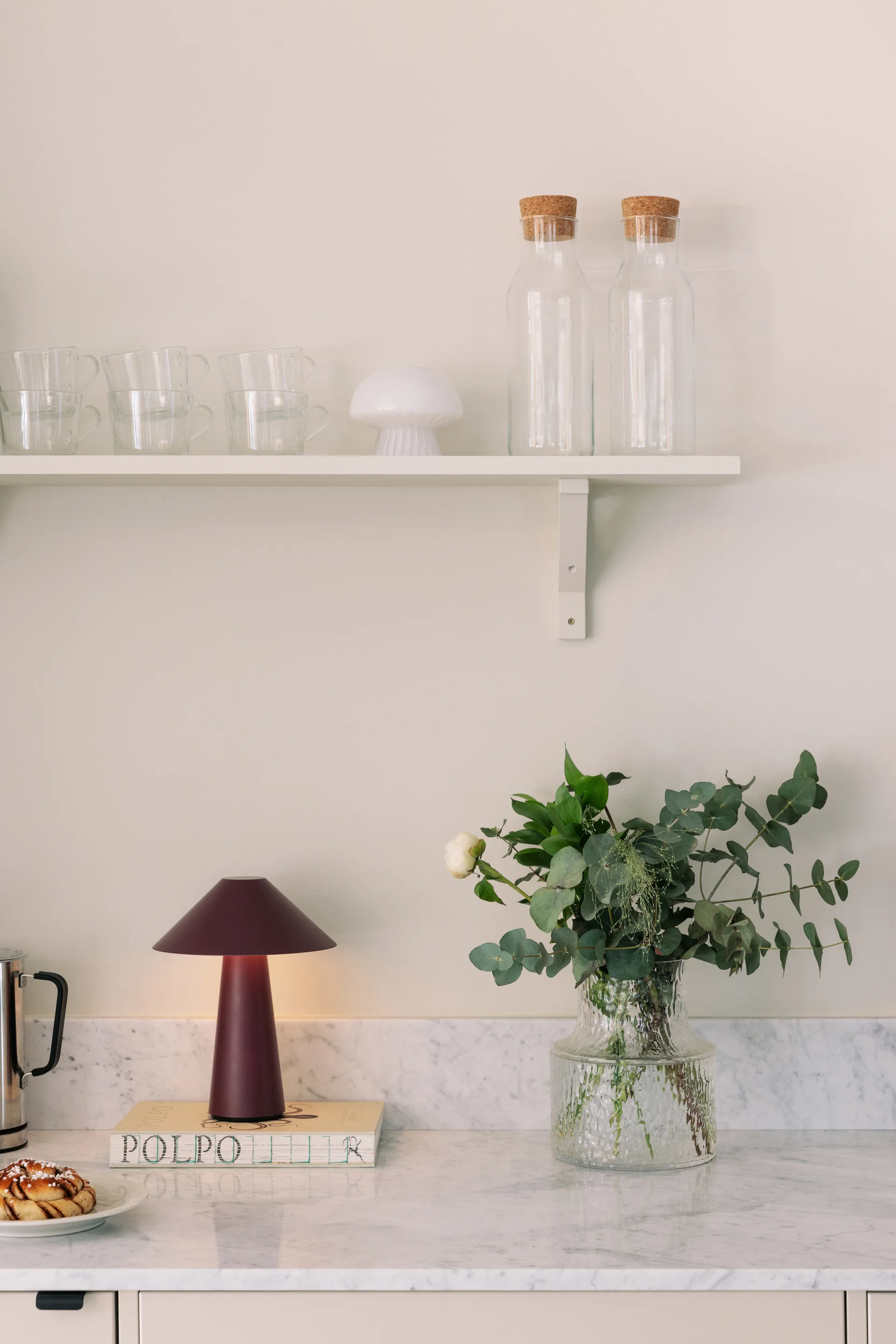 Cannes ポータブルランプ, Burgundy Globen Lighting | グローベンライティング