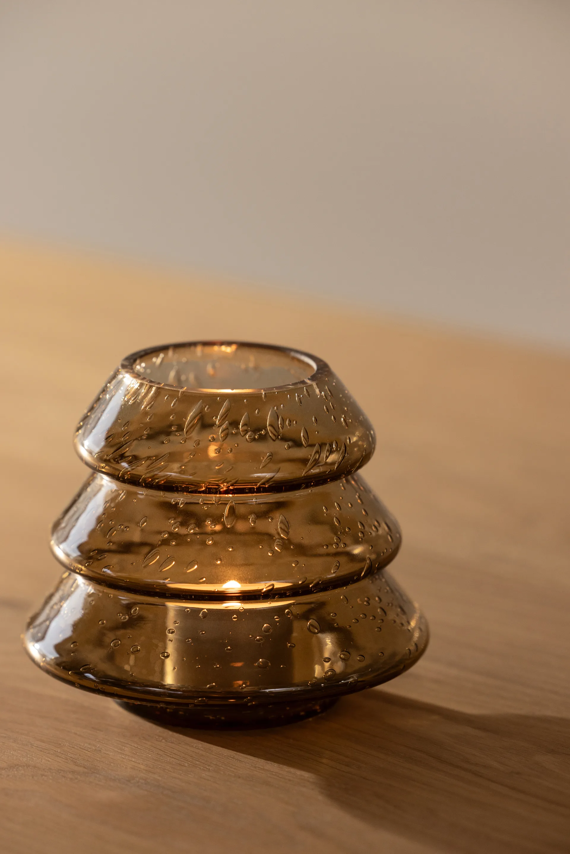 Gran 12 ティーライトホルダー, Brown Globen Lighting | グローベンライティング