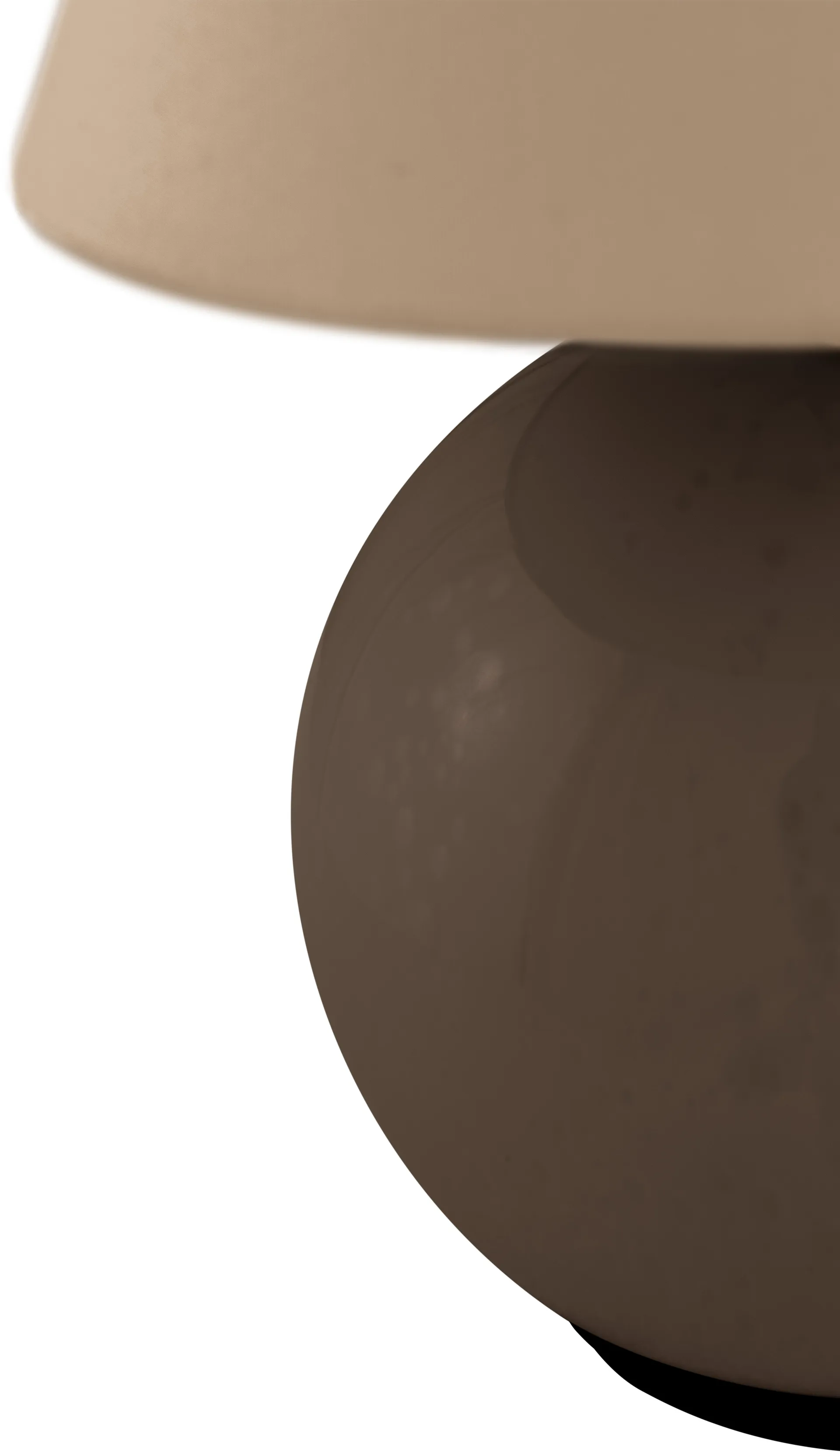 Iris 16 ポータブルテーブルランプ, Mocha Globen Lighting | グローベンライティング