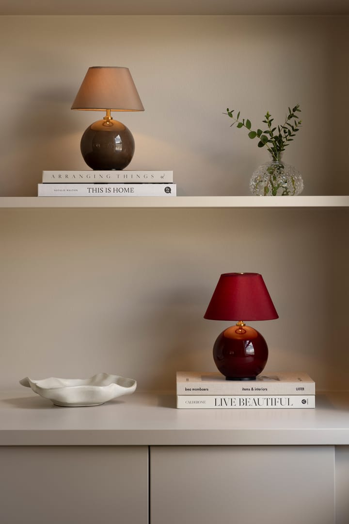 Iris 16 ポータブルテーブルランプ, Mocha Globen Lighting | グローベンライティング