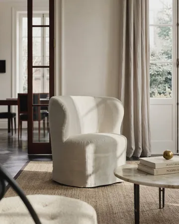 Stay スリップカバー ラウンジチェア - Linen 0023, small - GUBI | グビ