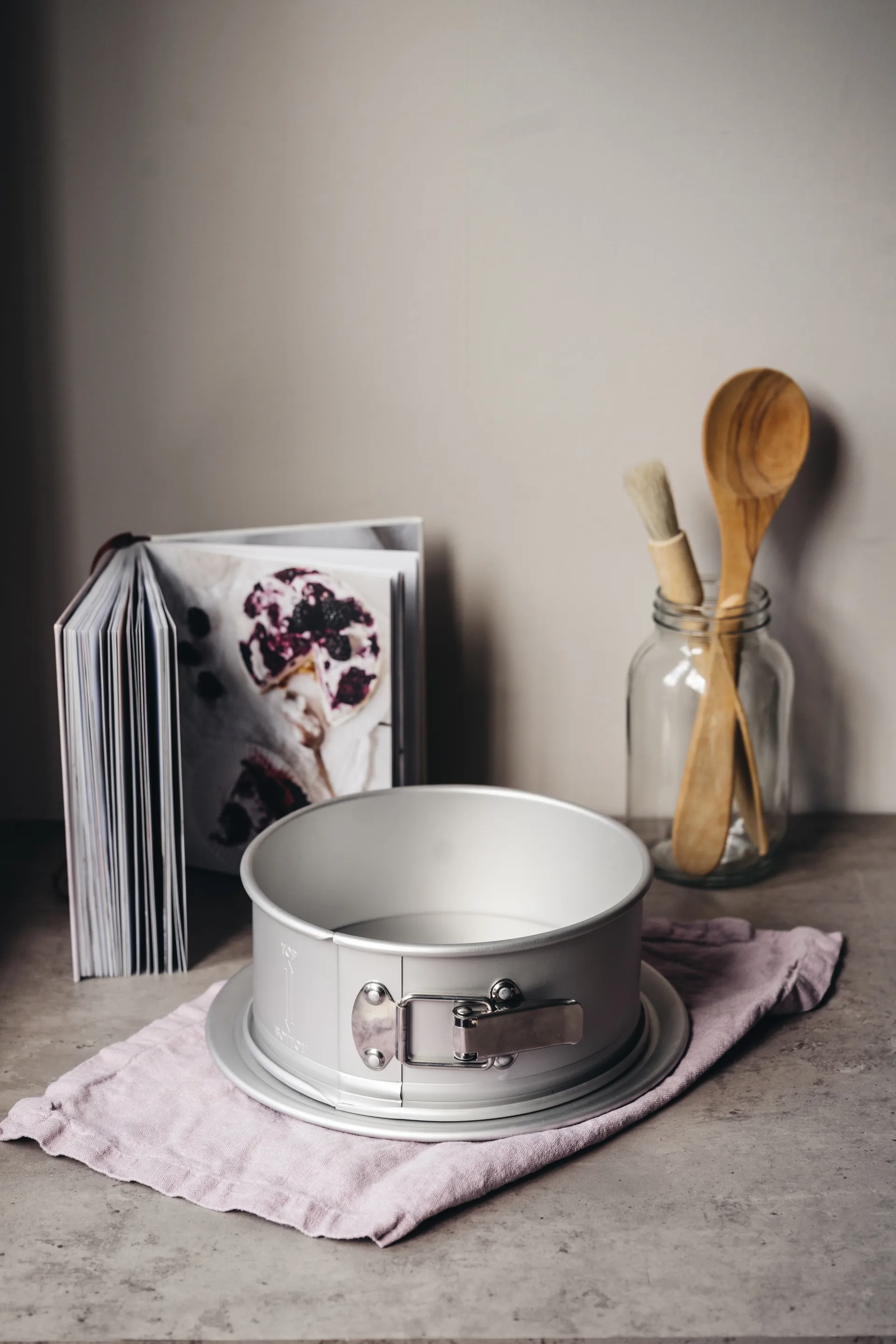 Heirol springform 焼き型 anodized aluminum, Ø20 cm Heirol