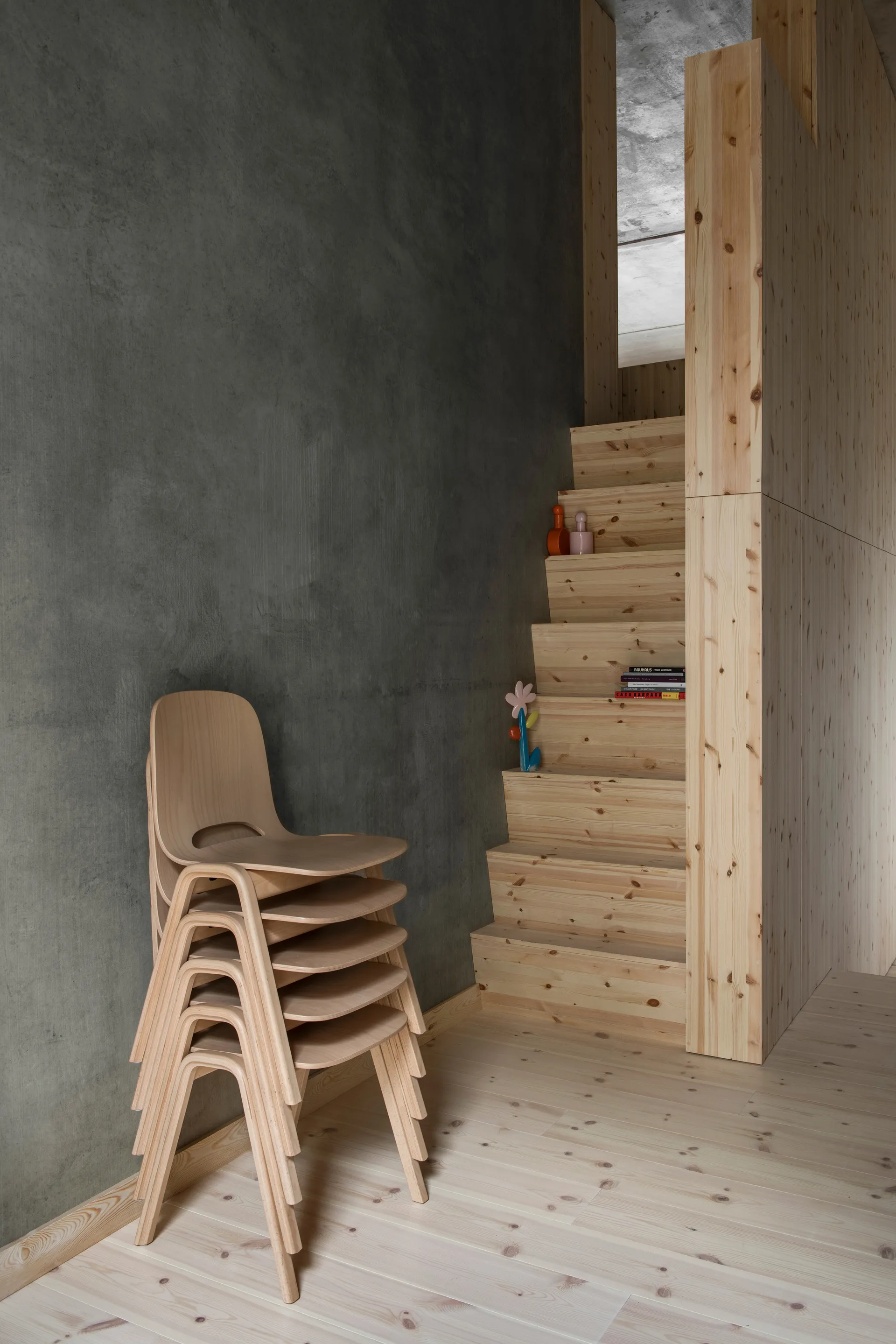 タッチウッドチェア, Beech Hem