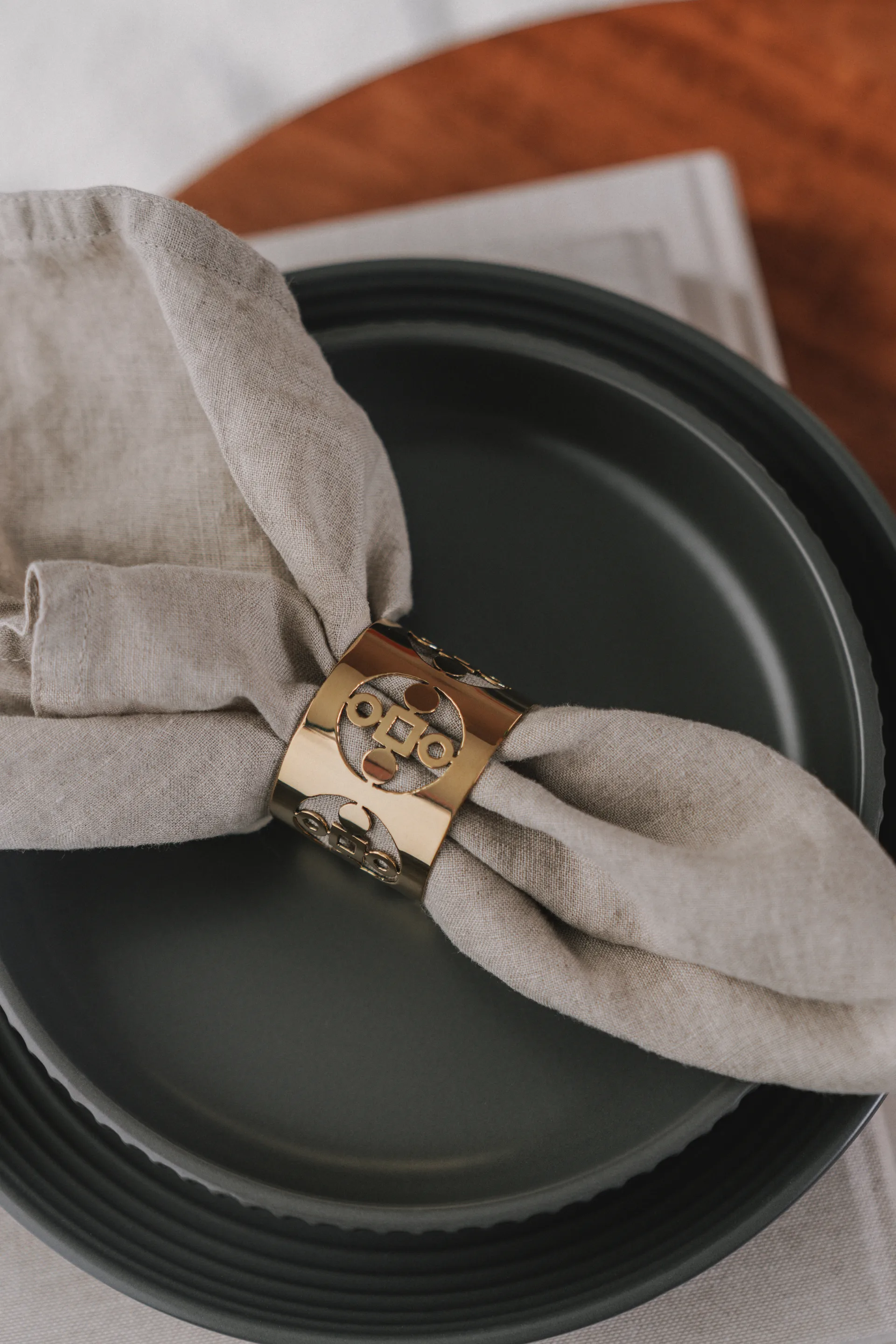 Anima Gemella ナプキンリング 2個セット, Brass Hilke Collection