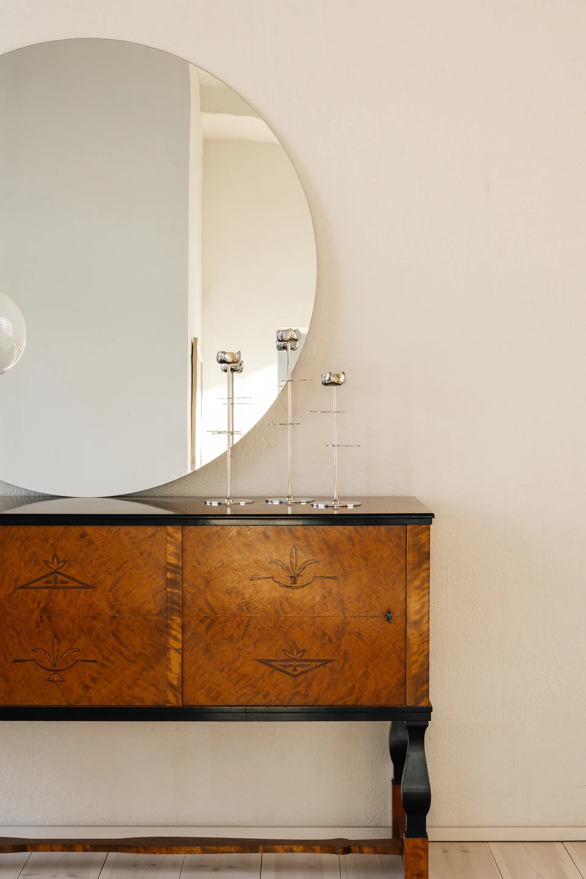 Ninfea Alta キャンドルスティック 30 cm, Nickel-plated brass Hilke Collection