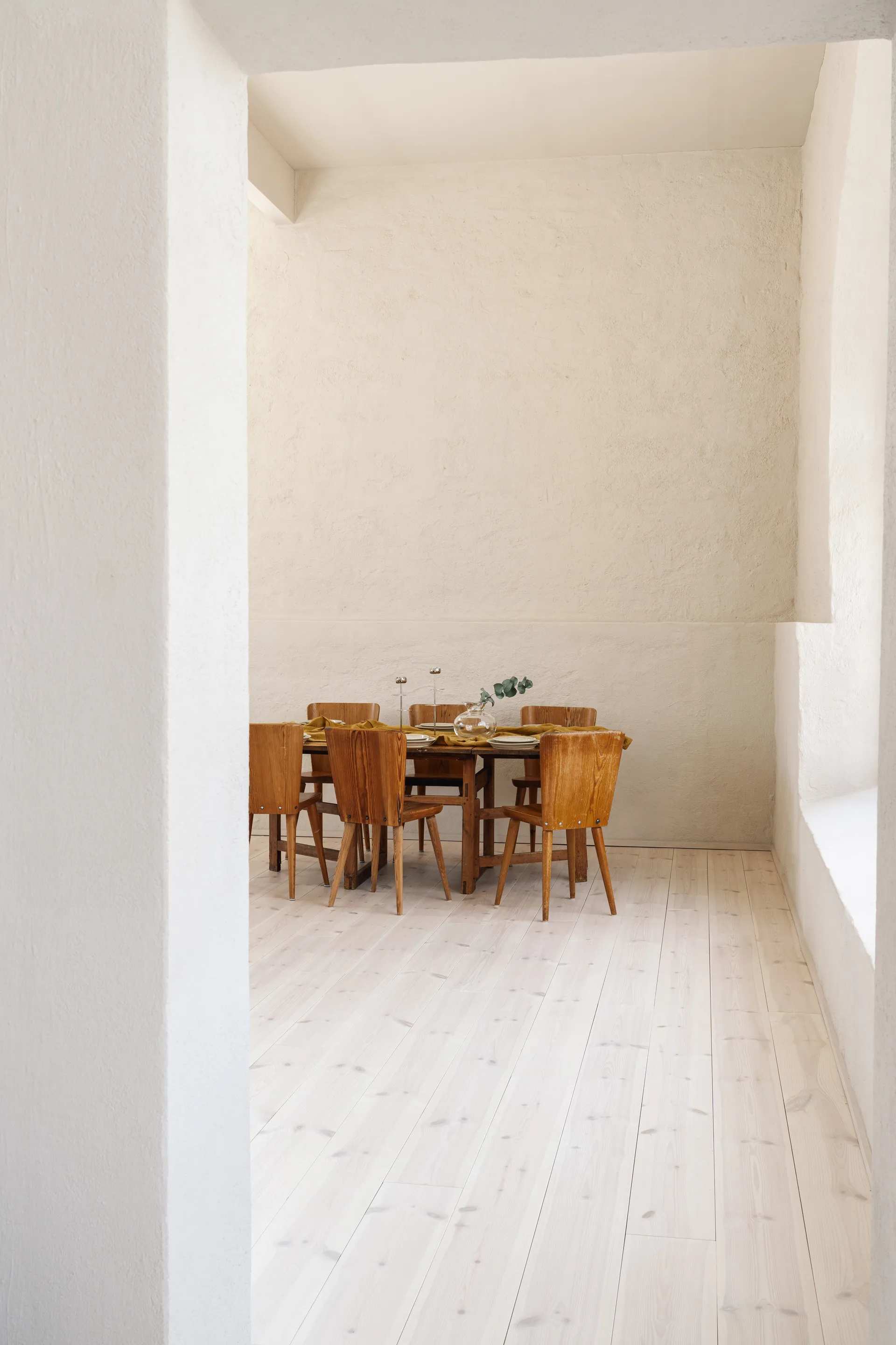 Ninfea Alta キャンドルスティック 35 cm, Nickel-plated brass Hilke Collection