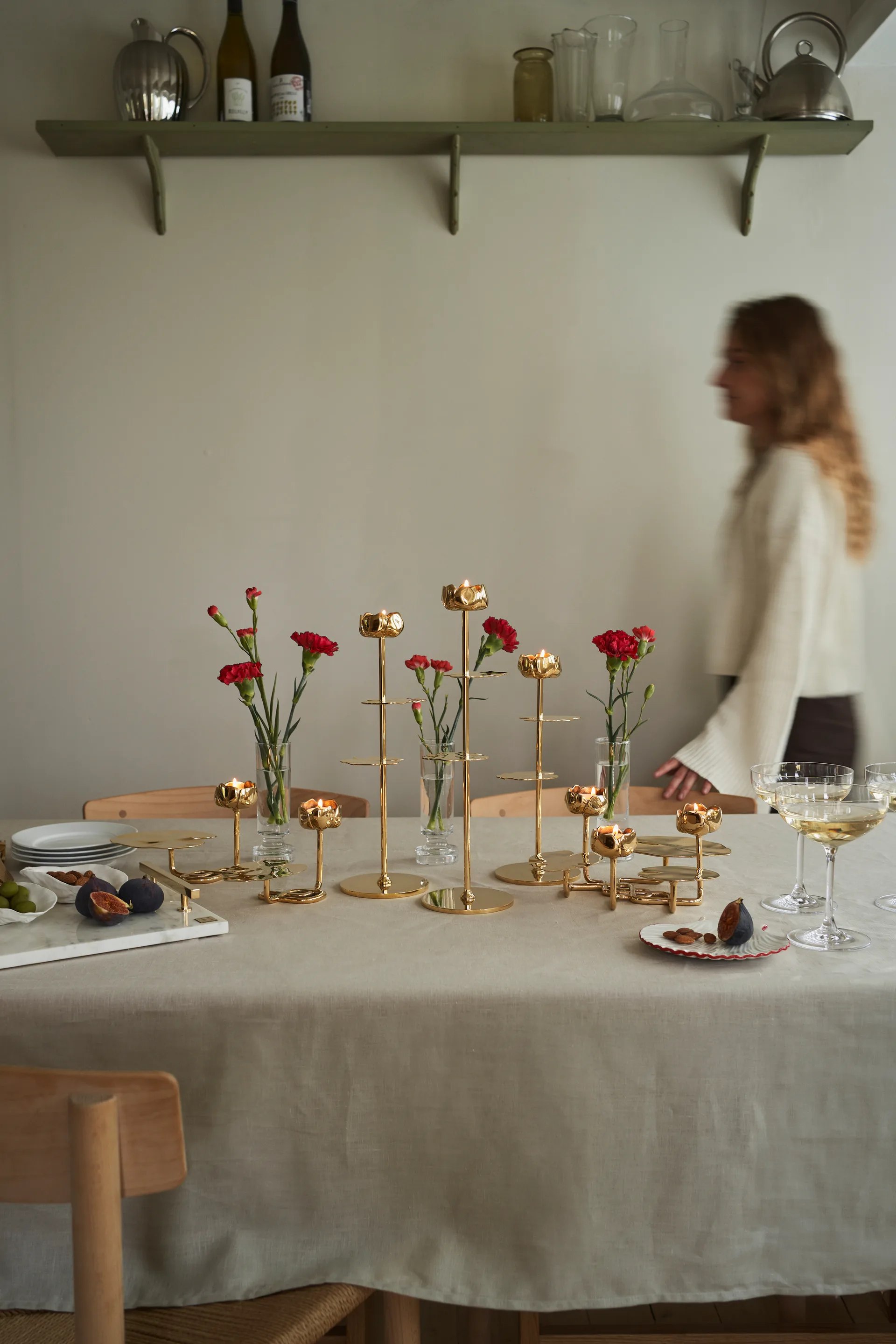 Ninfea Alta キャンドルスティック 40 cm, Brass Hilke Collection