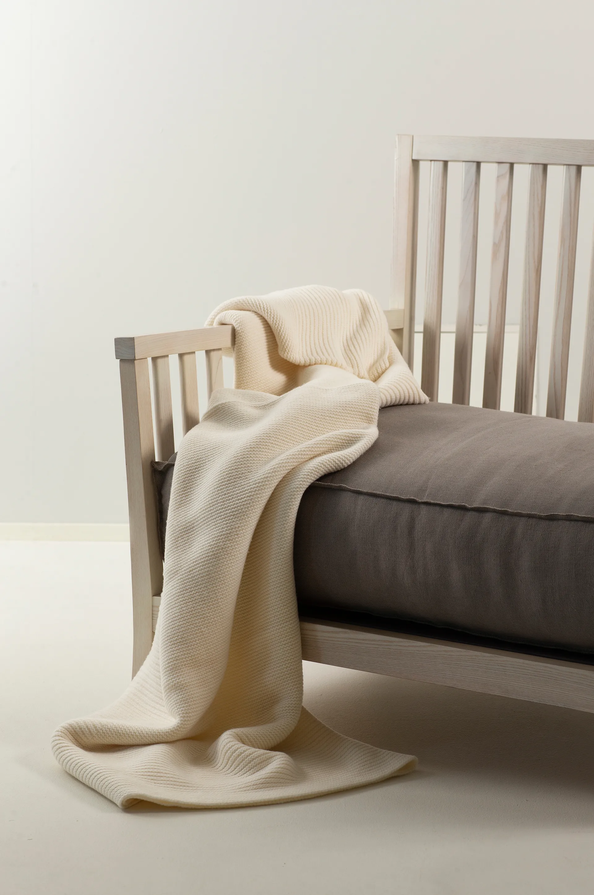 Avery filt 130x170 cm, Off white Himla | ヒムラ