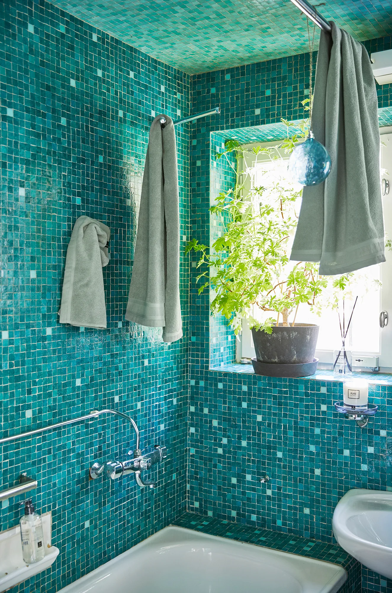 Lina タオル sage, 70x140 cm Himla | ヒムラ