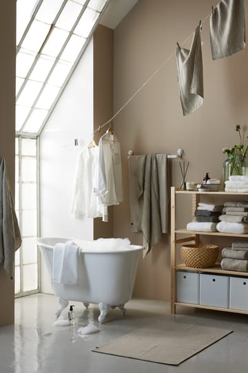 Max バスルームラグ  60x90 cm - mother of pearl (beige) - Himla | ヒムラ