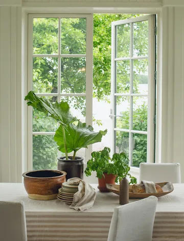 Riviera テーブルクロス 145x250 cm - Sand - Himla | ヒムラ