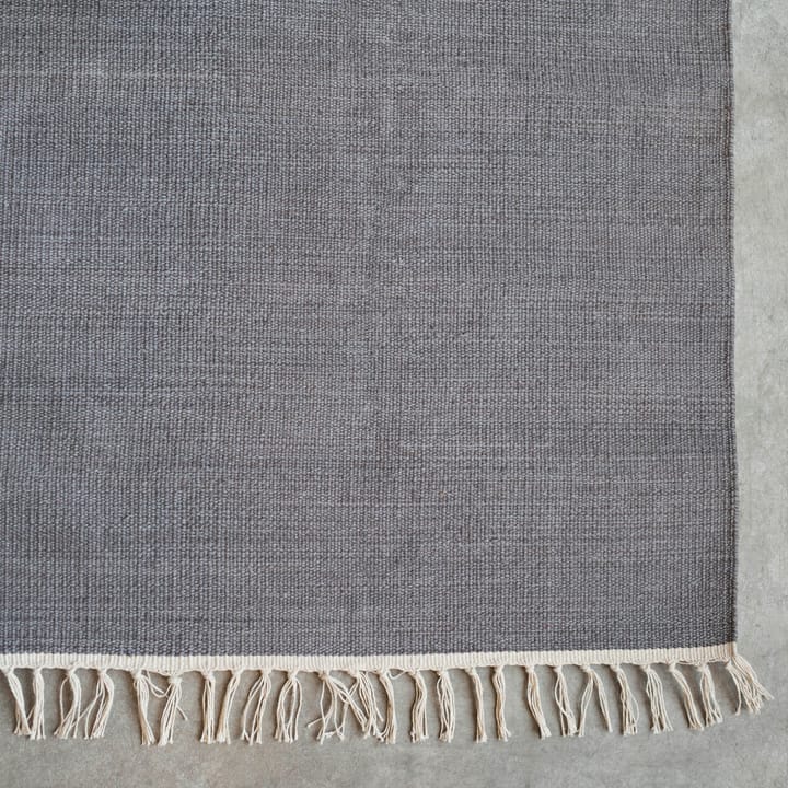 Särö ラグ チャコール, 80x230 cm Himla | ヒムラ