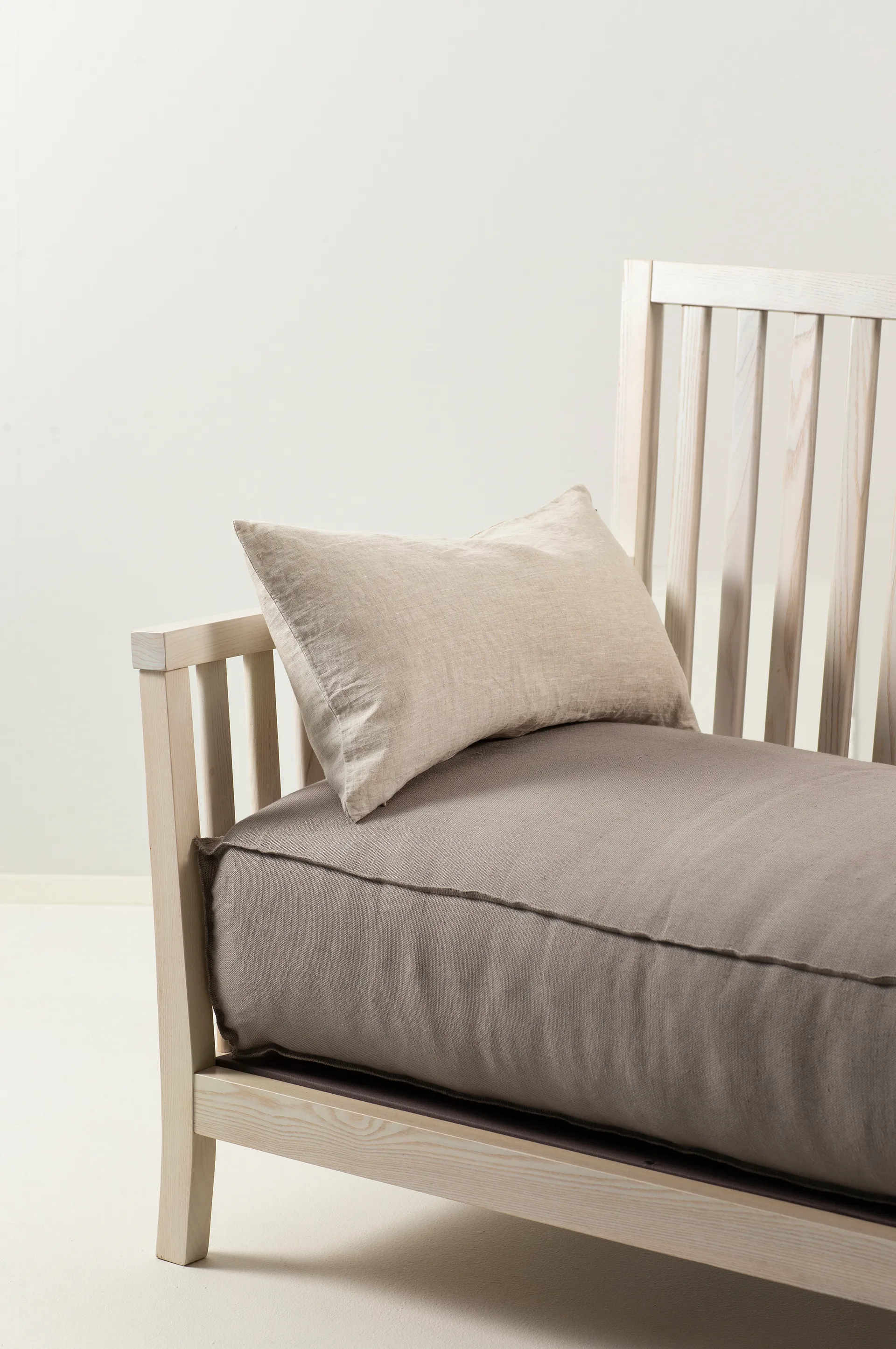 Sunshine ピローケース 30x60 cm, Oatmeal (Natural) Himla | ヒムラ