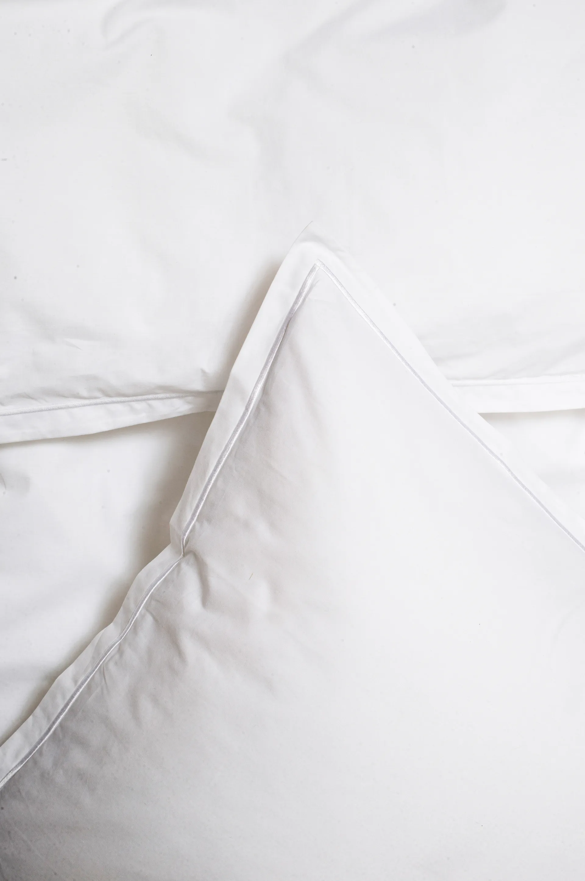 The Nest クッションカバー 50x90 cm, White Himla | ヒムラ