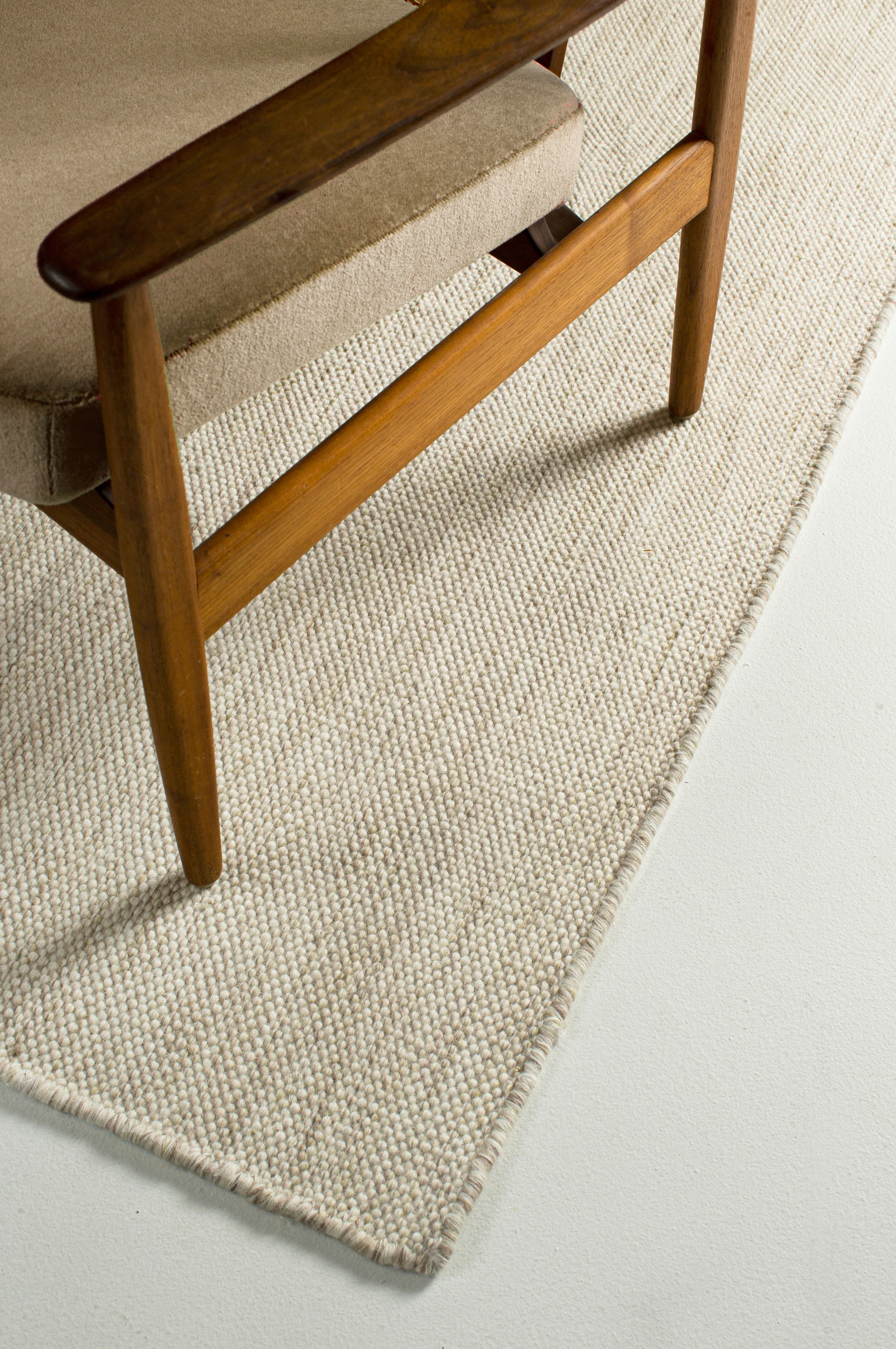 Himla | ヒムラ からのUlva ラグ 140x200 cm - NordicNest.jp