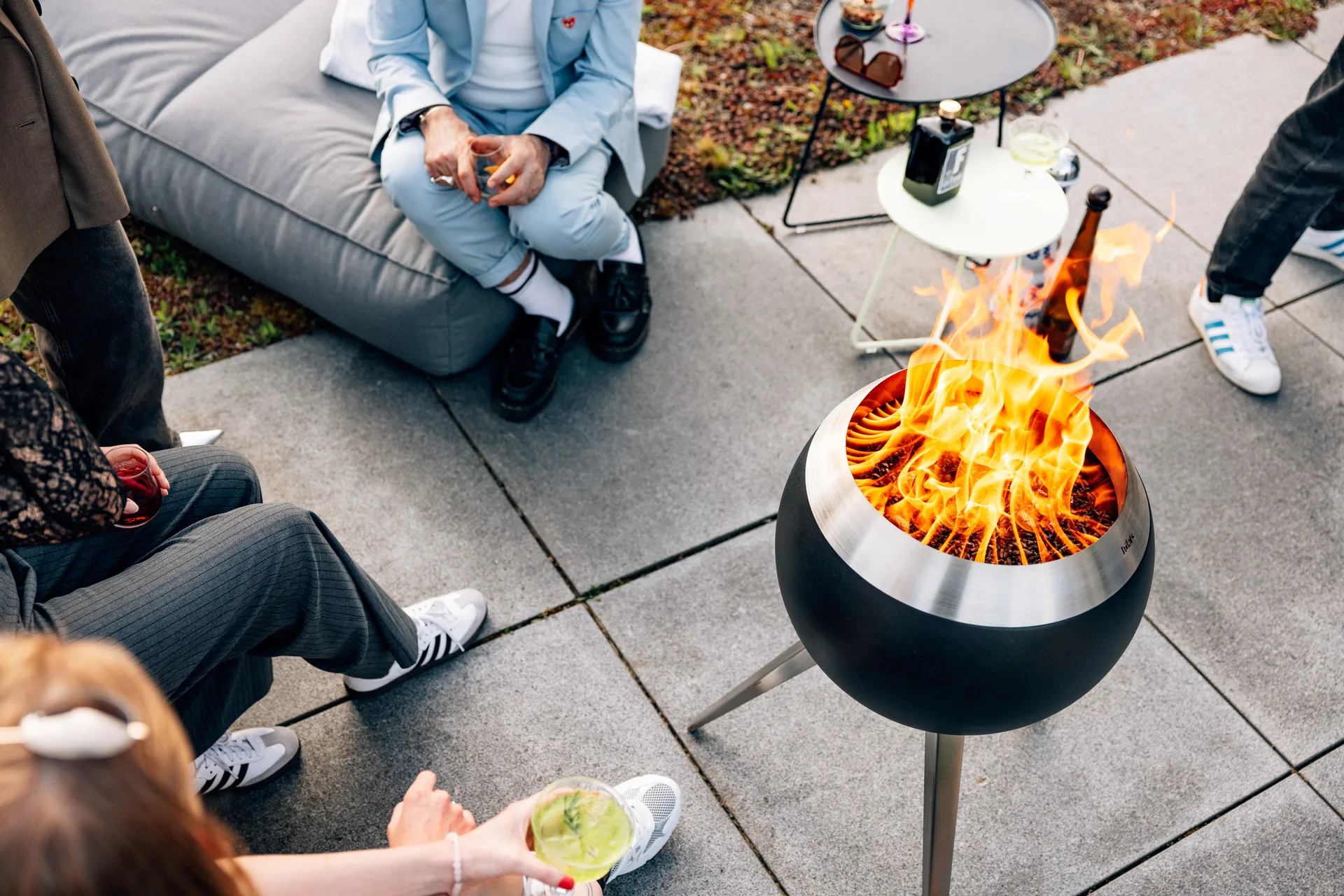 MOON 45 ファイヤーピット 本体, Black-silver, tall stand Höfats