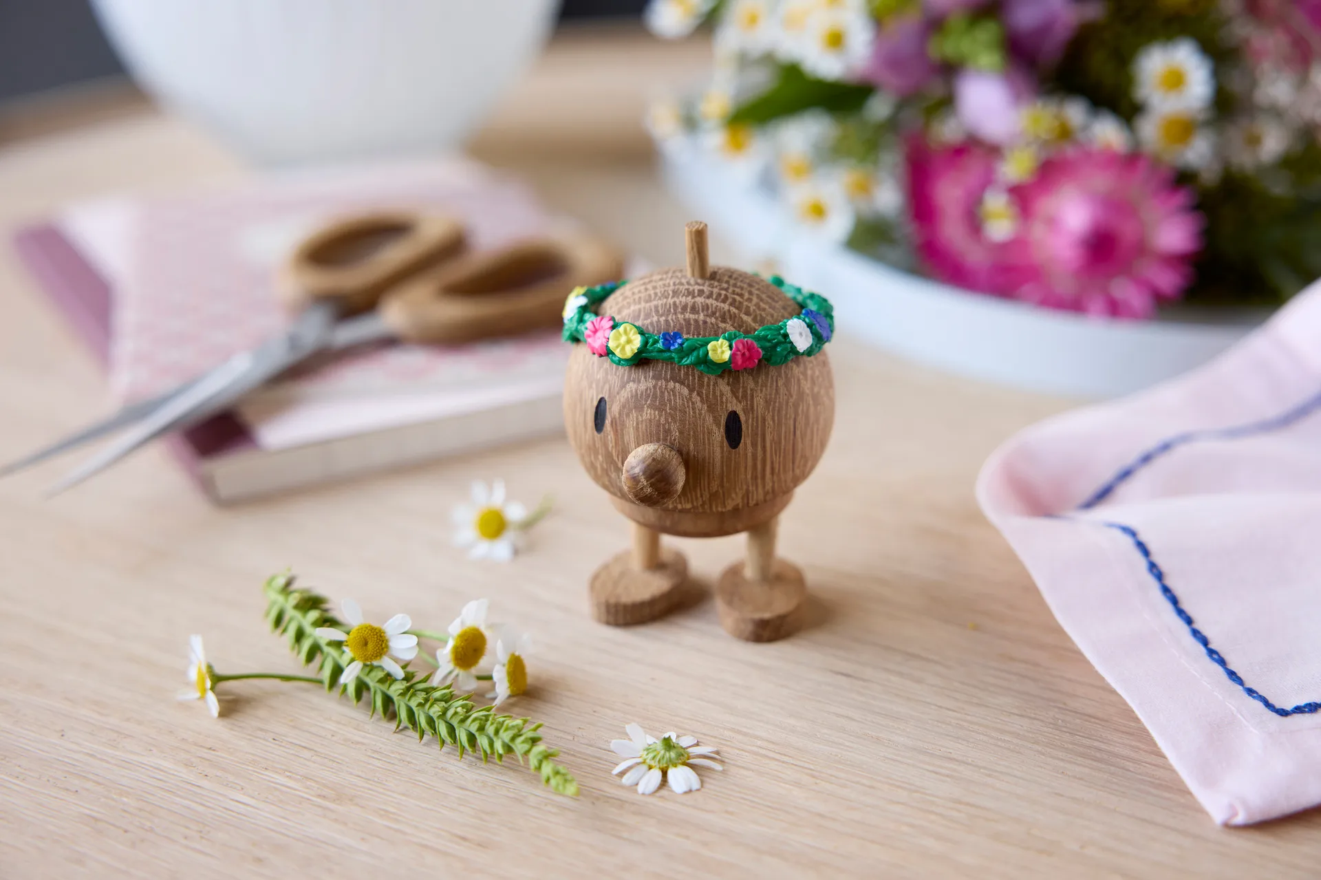 Hoptimist Flower Bumble フィギュリン S, Oak Hoptimist | ホプティミスト