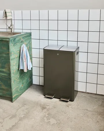 Black ウェイストビン - Deep green, 46x35.5x71 cm - House Doctor | ハウスドクター