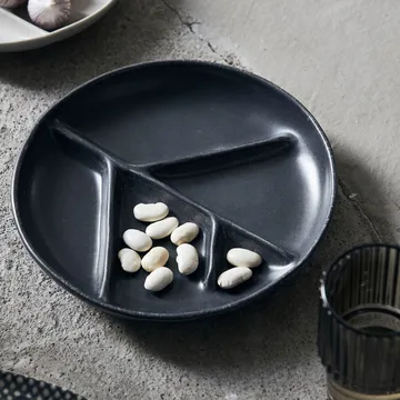 Branch プレート Ø22.3 cm - dark grey - House Doctor | ハウスドクター