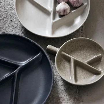 Branch プレート Ø22.3 cm - dark grey - House Doctor | ハウスドクター