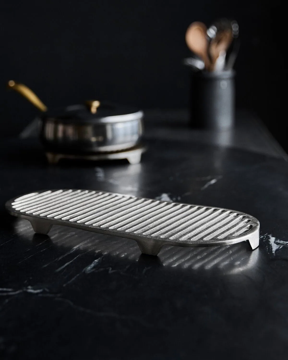 Esme コースター, ブラッシュドシルバー、35.5x16 cm House Doctor | ハウスドクター