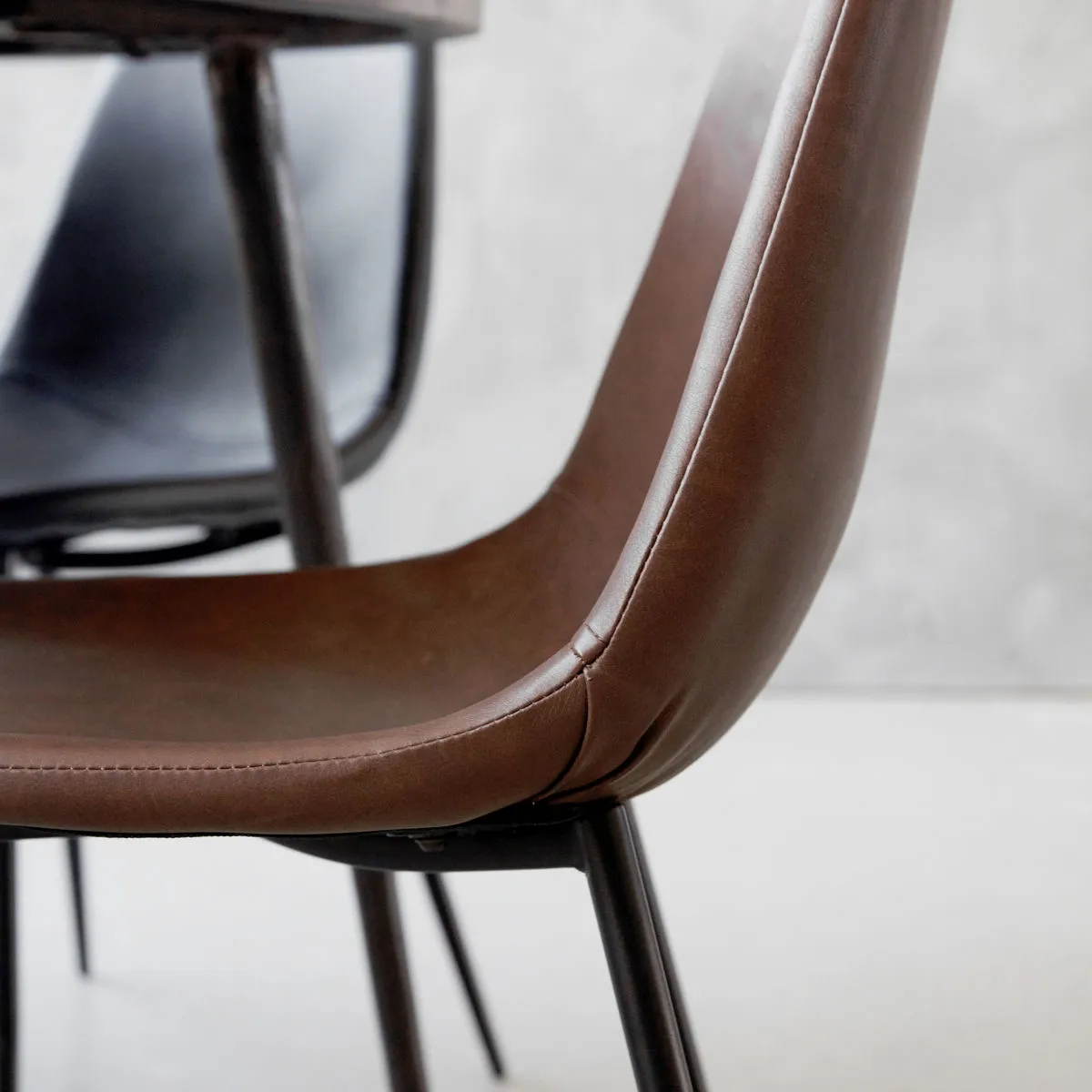 Found チェア pleather, Brown House Doctor | ハウスドクター