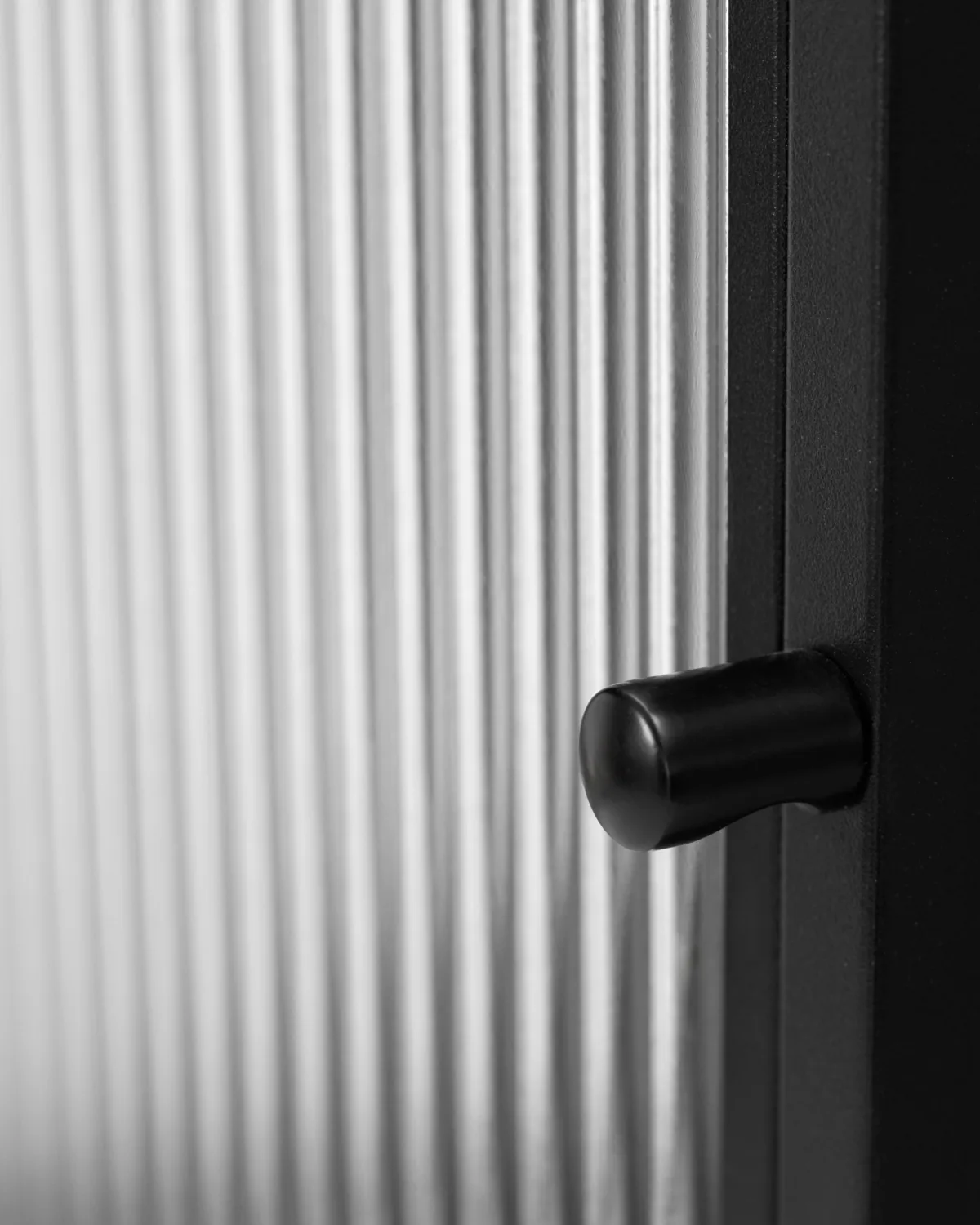 House Doctor キャビネット, Black, 70.5x40x168 cm House Doctor | ハウスドクター