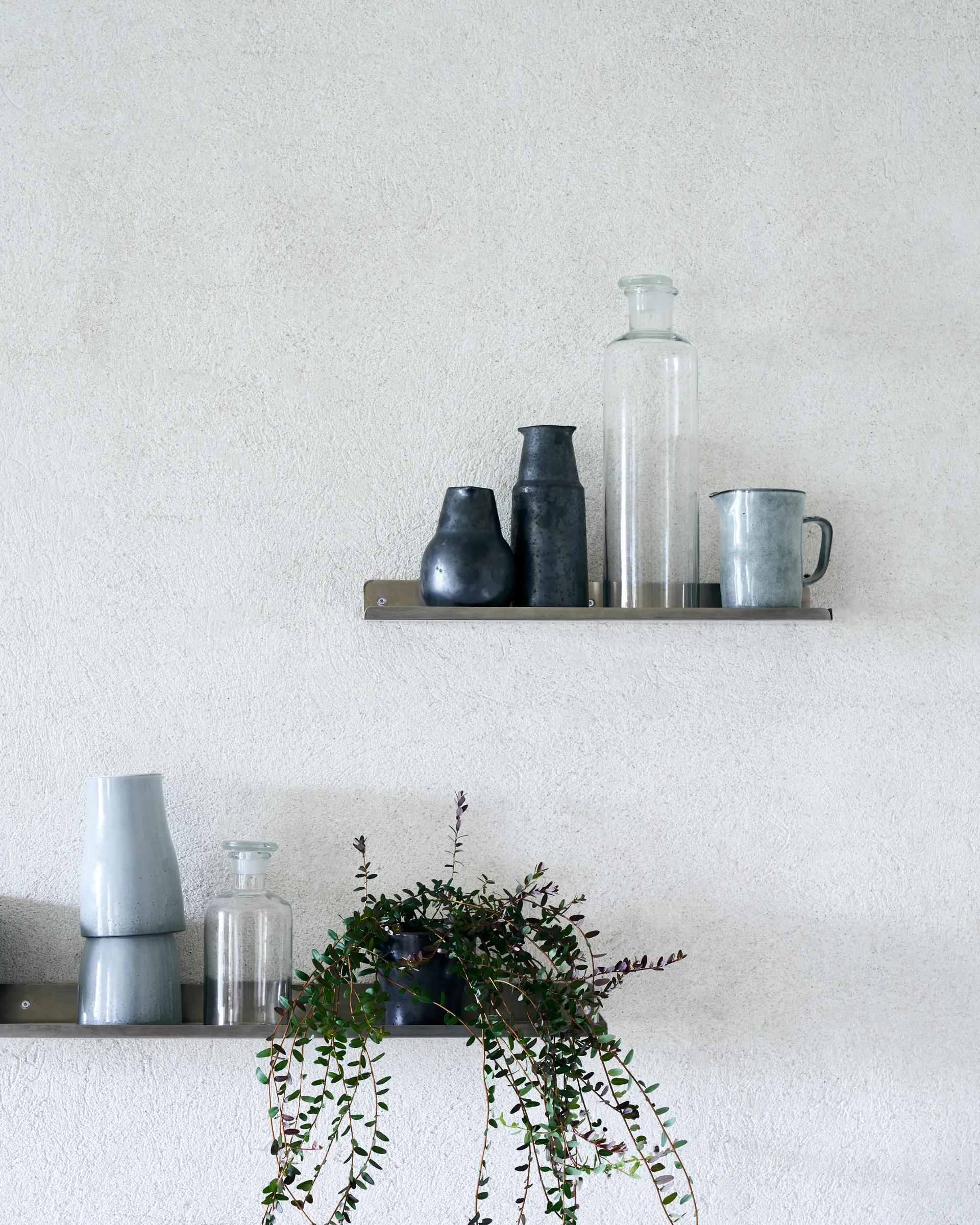 Ledge シェルフ 43 cm, Brushed silver House Doctor | ハウスドクター