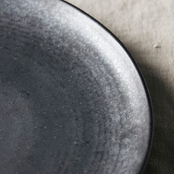 Pion ブレックファーストプレート Ø21.5 cm - Black-brown - House Doctor | ハウスドクター