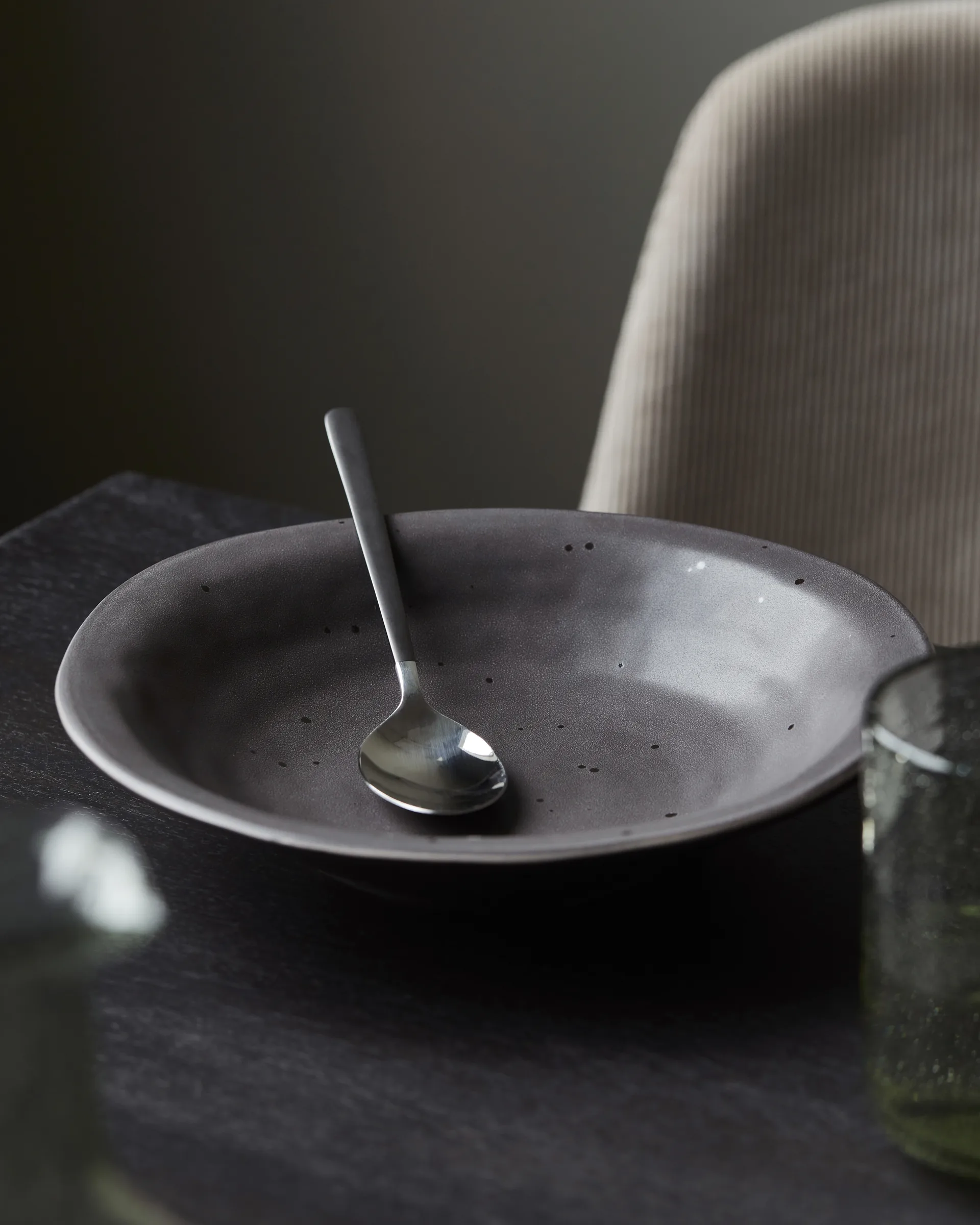 Rustic / ラスティック スーププレート Ø25 cm, Dark grey House Doctor | ハウスドクター