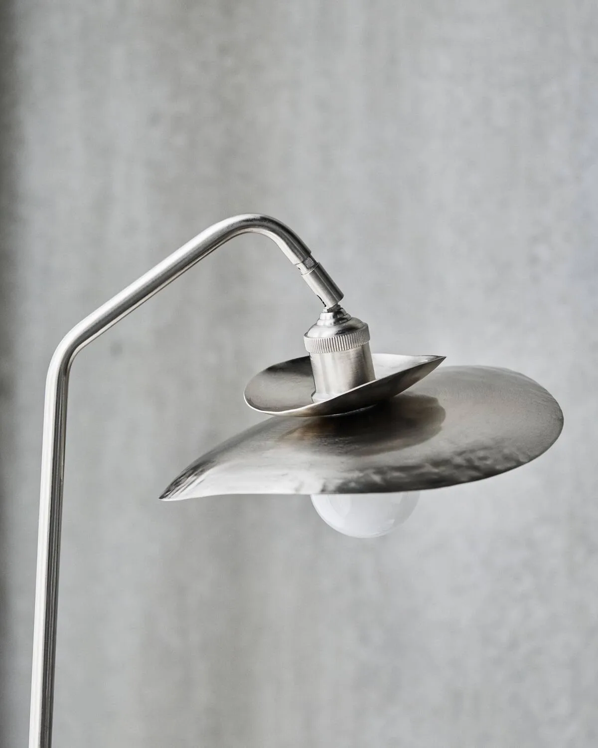 Stand フロアランプ, Brushed silver, 129.5 cm House Doctor | ハウスドクター