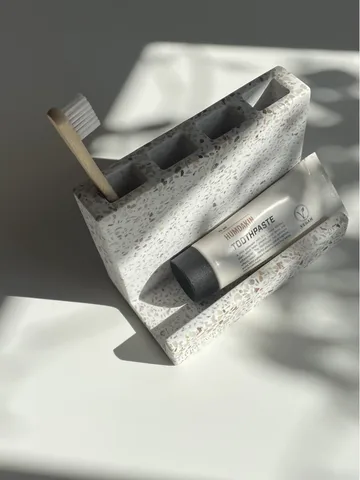 Humdakin Terrazzo 歯ブラシホルダー - Red-beige - Humdakin