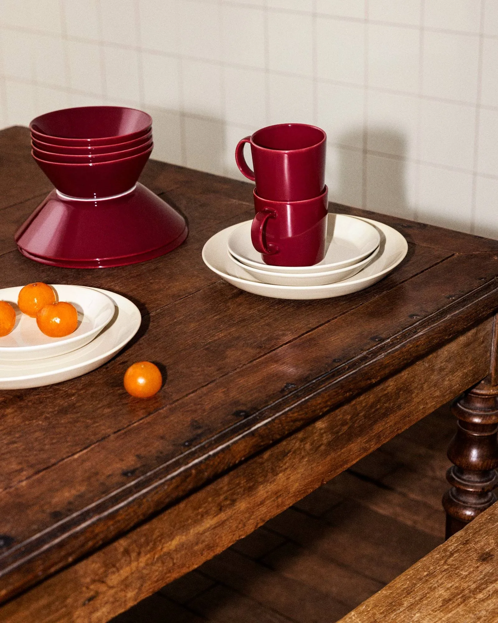 Teema プレート 深皿, Cherry Iittala | イッタラ