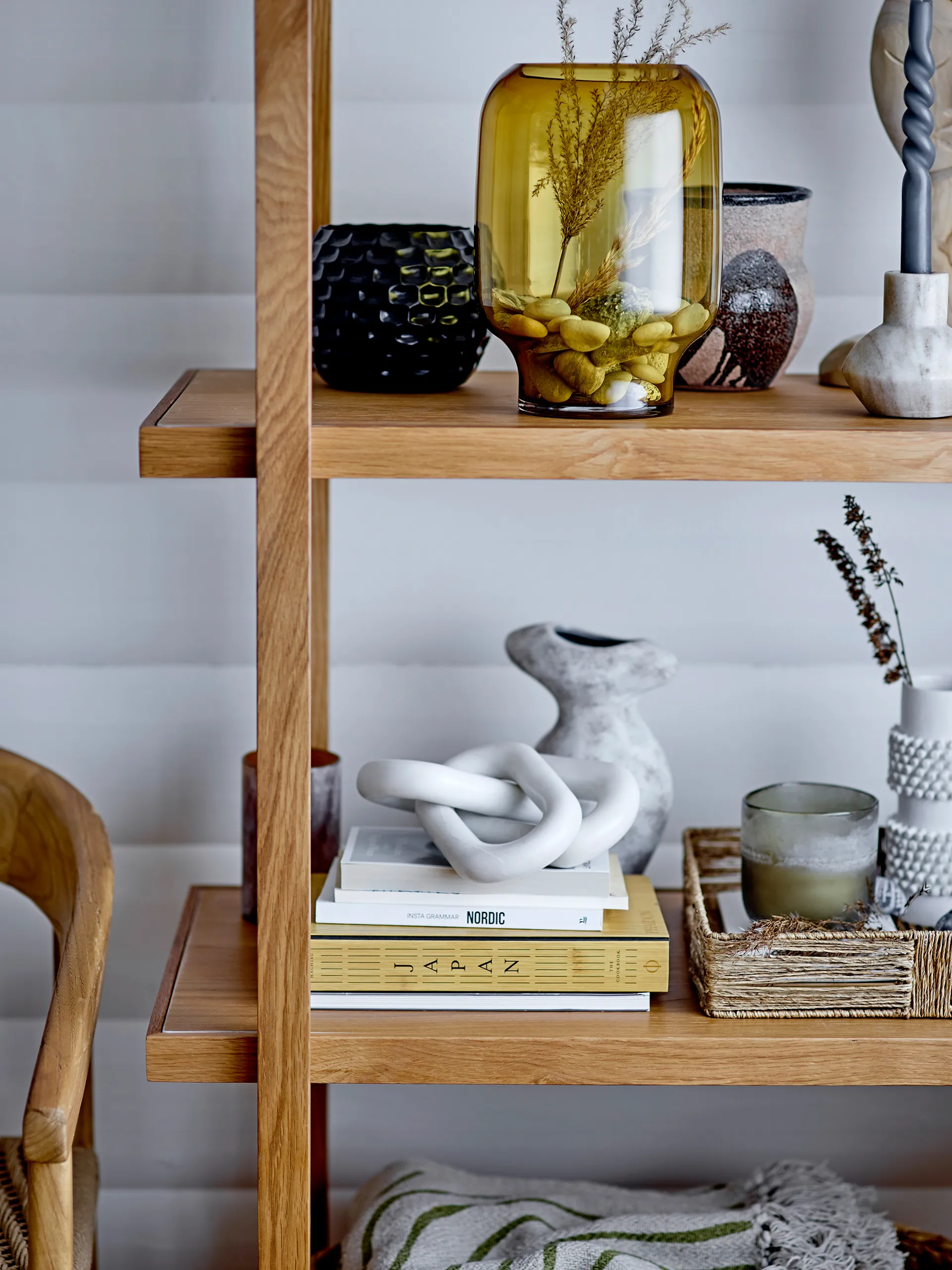 NO. 1 Parsley Lime 香り付き キャンドル, 390 g + Giftbox Illume x Bloomingville