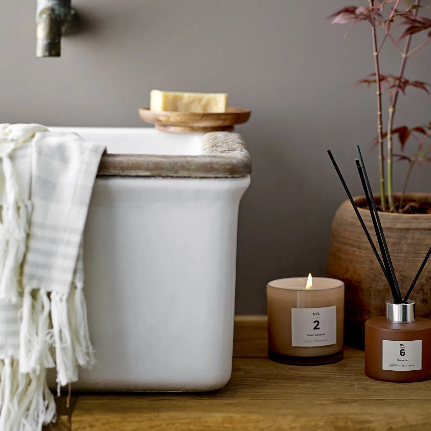 NO. 6 Sequoia ディフューザー, 100 ml Illume x Bloomingville