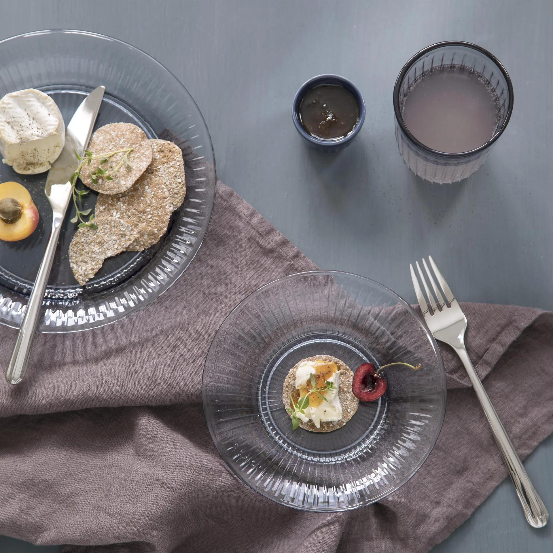 ハンマースホイ グラス プレート Ø17 cm, clear Kähler | ケーラー