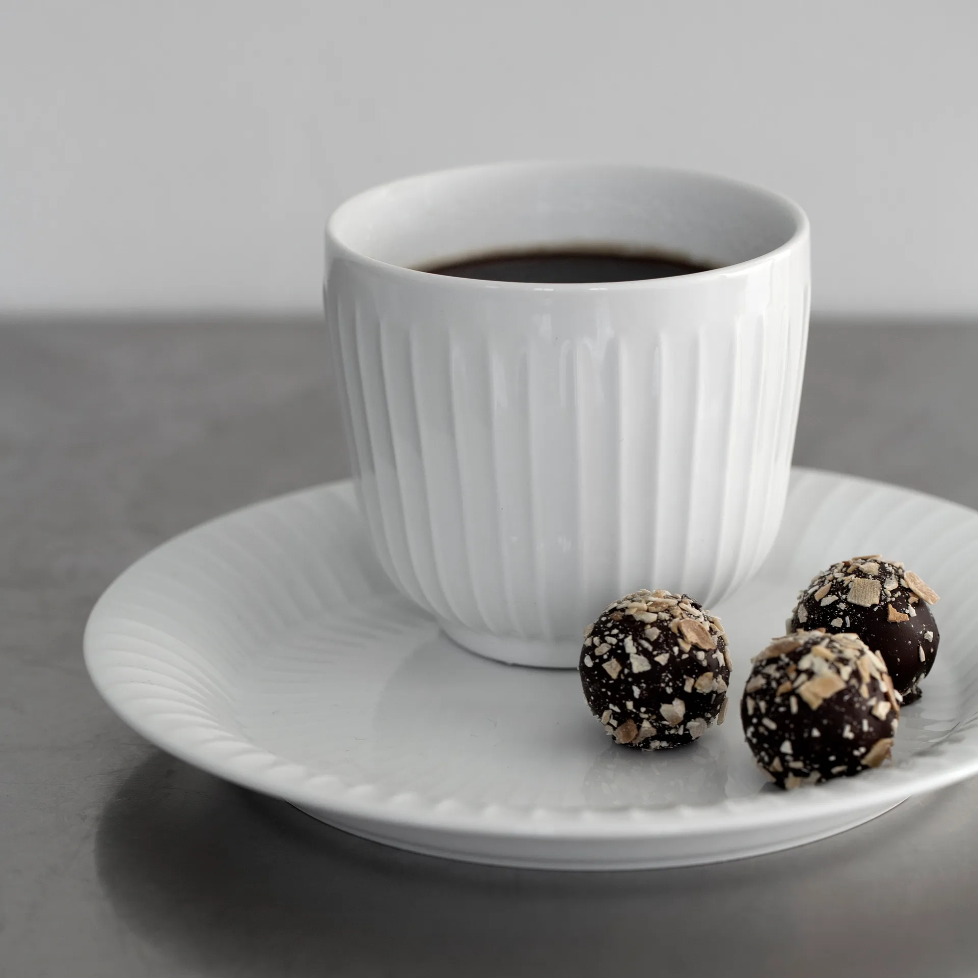 ハンマースホイ プレート ホワイト, Ø 19 cm Kähler | ケーラー