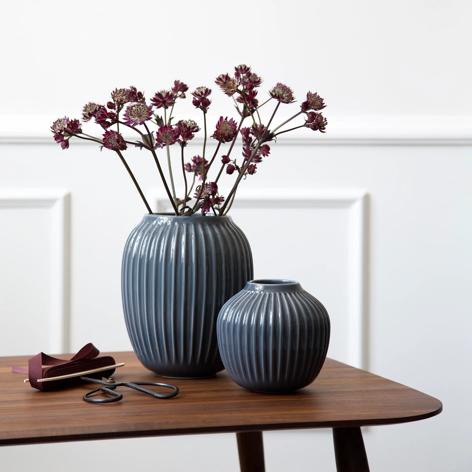 ハンマースホイ 花瓶 スモール, anthracite grey Kähler | ケーラー