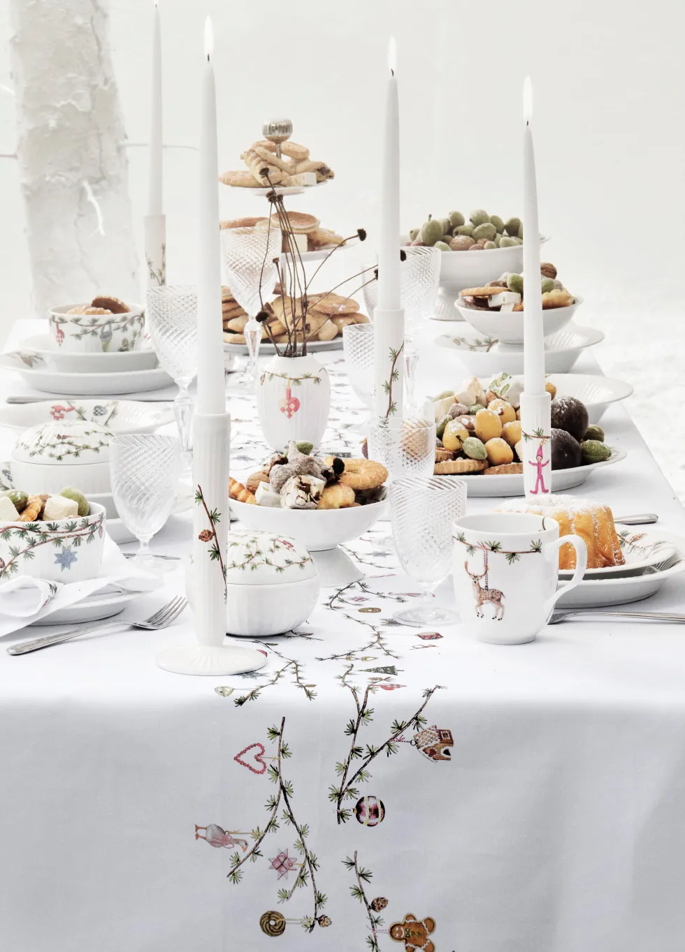 Hammershøi クリスマステーブルクロス 150x270 cm, White Kähler | ケーラー