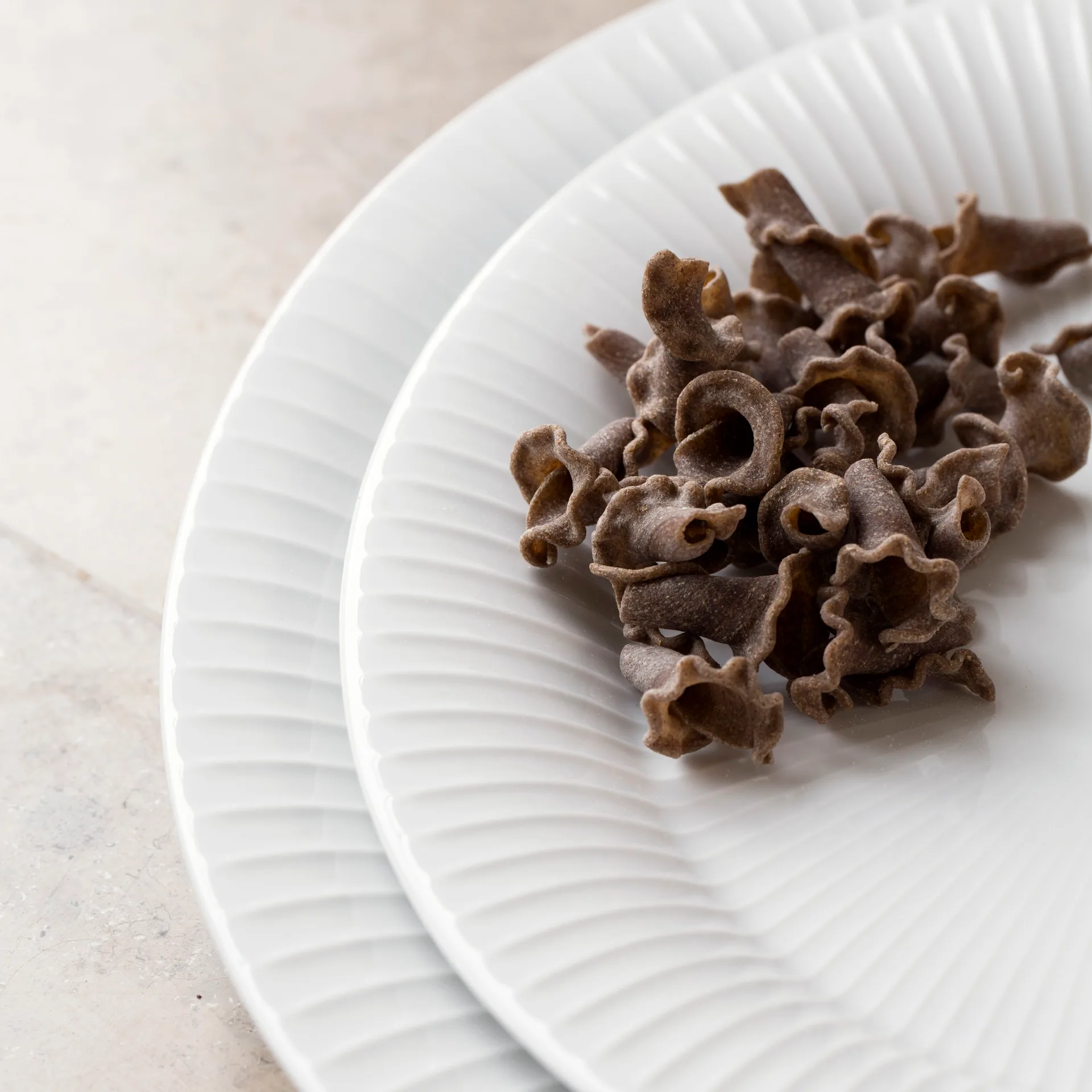 Hammershøi / ハンマースホイ プレート 34 cm, White Kähler | ケーラー